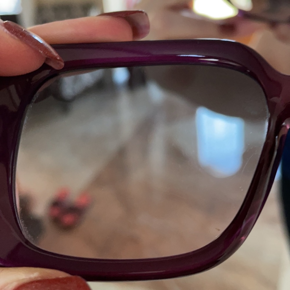 Fendi Sunglasses - Picture 14 of 16